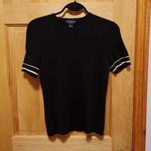 100% Merino wool crewneck short sleeves sweater